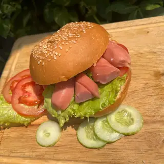 Hình ảnh Burger xúc xích