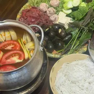 Hình ảnh Set lẩu ốc bươu