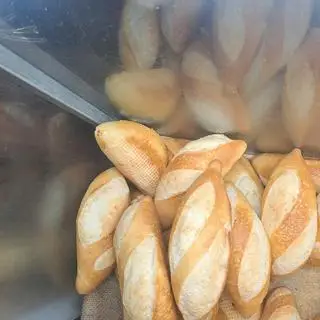 Hình ảnh Bánh mì Pháp nhỏ