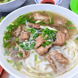 Hình ảnh Phở tái chín