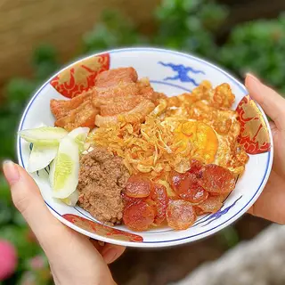 Hình ảnh Xôi pate trứng xúc xích