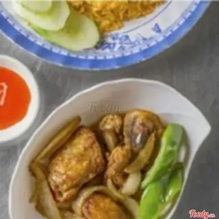 Hình ảnh Cơm gà chiên nước mắm