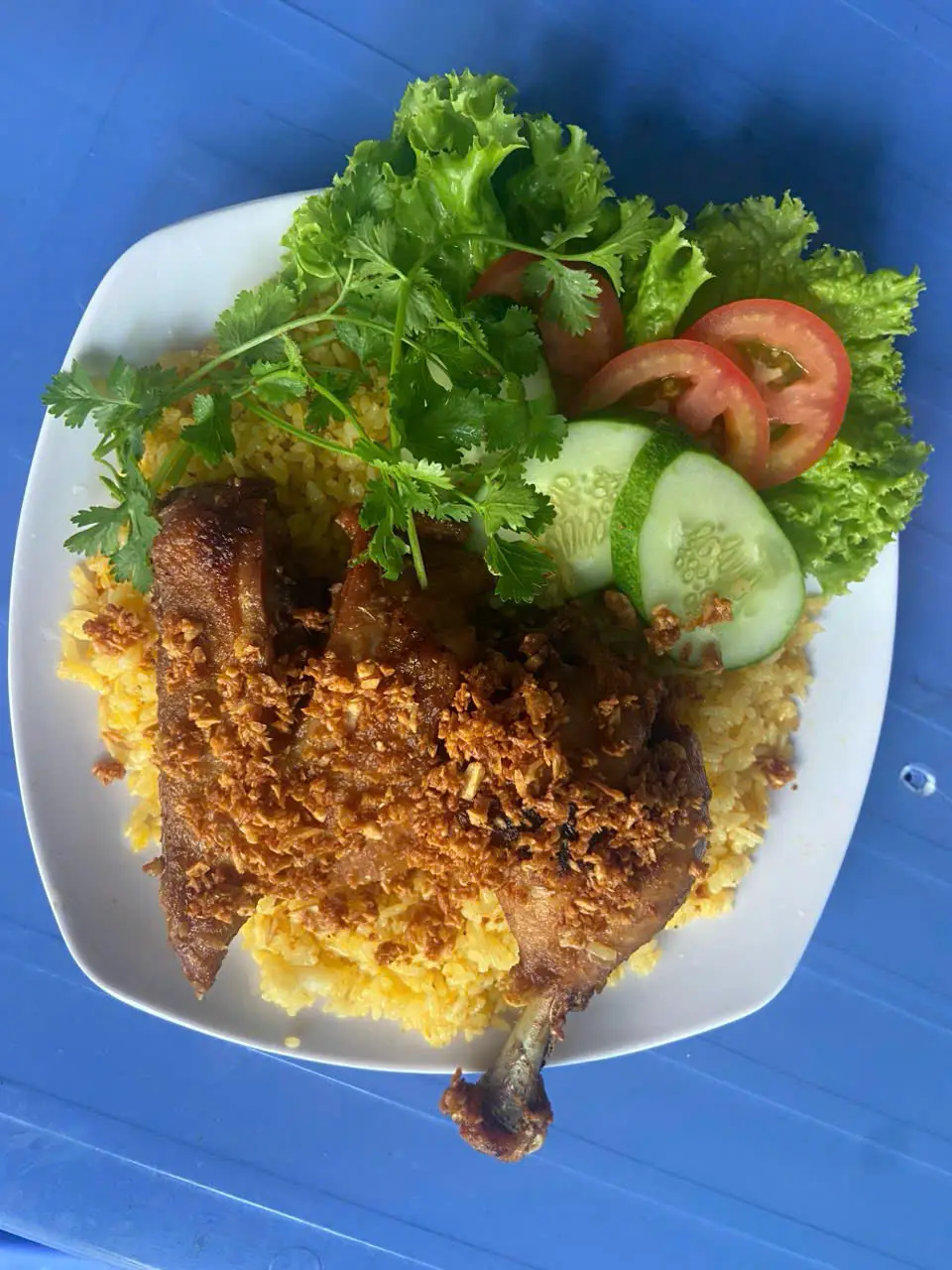 Hình ảnh Cơm gà má đùi