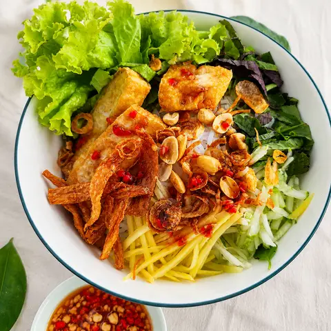 Hình ảnh TIỆM BÚN VẶT - Bún Nước Tương Chay Mặn & Tráng Miệng - Huỳnh Tấn Phát