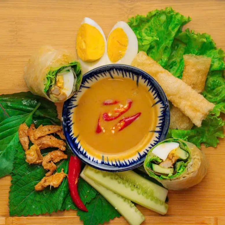 Hình ảnh Bánh cuốn Tây Sơn