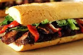 Hình ảnh Bánh mì kẹp thịt nướng bò khô