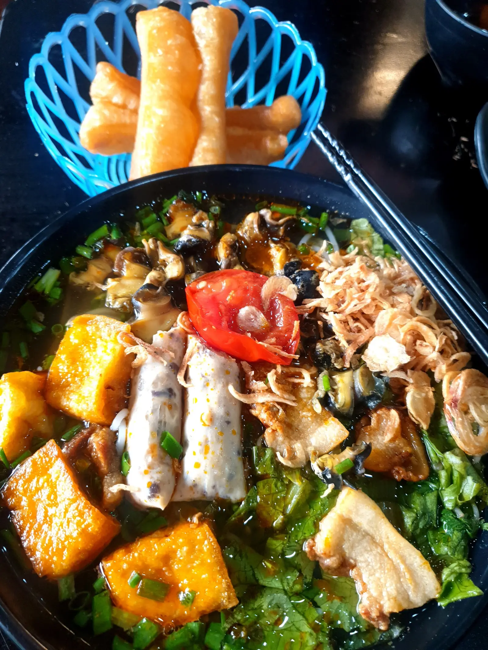 Hình ảnh Bún riêu ốc to giò đậu