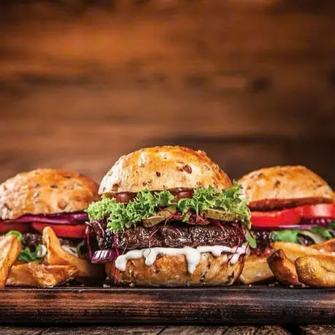 Hình ảnh Hamburger Ruby - Huỳnh Tấn Phát