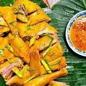 Hình ảnh Gà ủ muối hoa tiêu nguyên con - 3 hũ sốt chấm - chặt sẵn