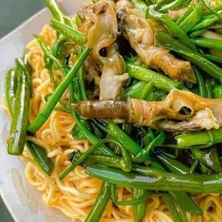 Hình ảnh Mì xào móng tay - phần