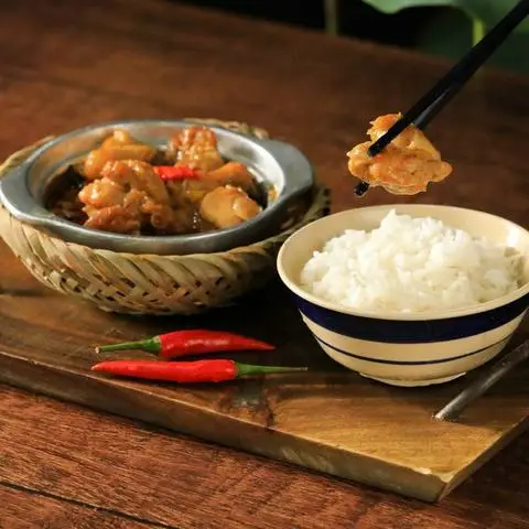 Hình ảnh Cơm Trưa Thành Đạt - Tô Ngọc Vân