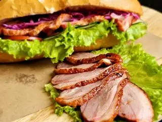Hình ảnh Bánh mì lườn ngỗng