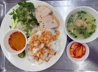 Hình ảnh Bánh ướt dĩa thường