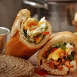 Hình ảnh Bánh mì đặc biệt