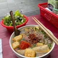 Hình ảnh Bún riêu cua bò giò