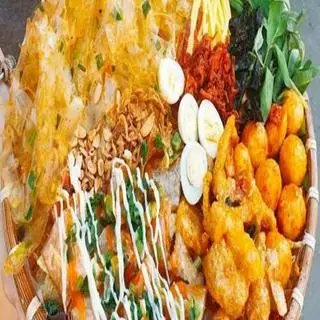 Hình ảnh Bánh tráng trộn truyền thống