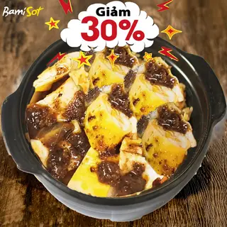Hình ảnh Cơm thố trứng cuộn sốt bbq