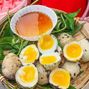 Hình ảnh Trứng cút lòng đào - 5 trứng