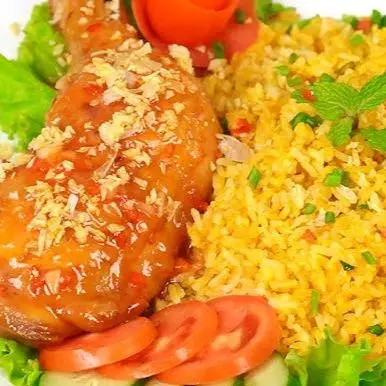 Hình ảnh Xôi Trộn Vỏ Giòn & Cơm Chiên Gà Xối Mỡ - Đường 17