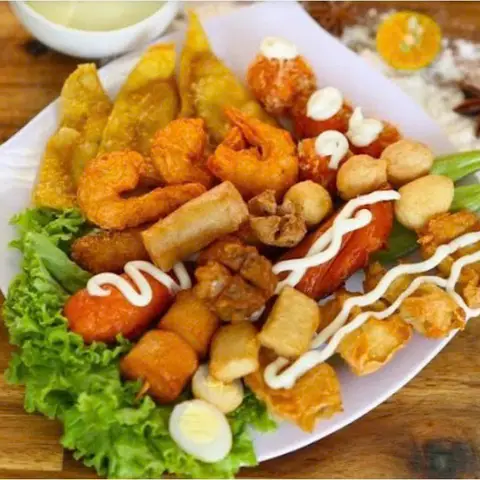 Hình ảnh Vũ Nguyệt - Đồ Ăn Vặt & Trà Hoa Quả Nhiệt Đới - Trần Thái Tông