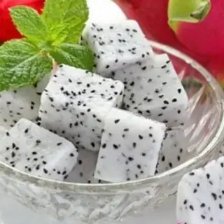 Hình ảnh Thanh long trắng hộp 300gr