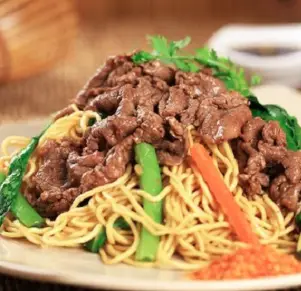 Hình ảnh Mì xào bò