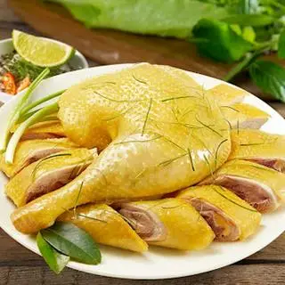 Hình ảnh Gà luộc nửa con