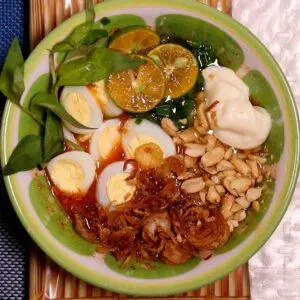 Hình ảnh Bánh tráng sốt XO