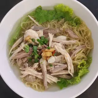 Hình ảnh Mì gà xé