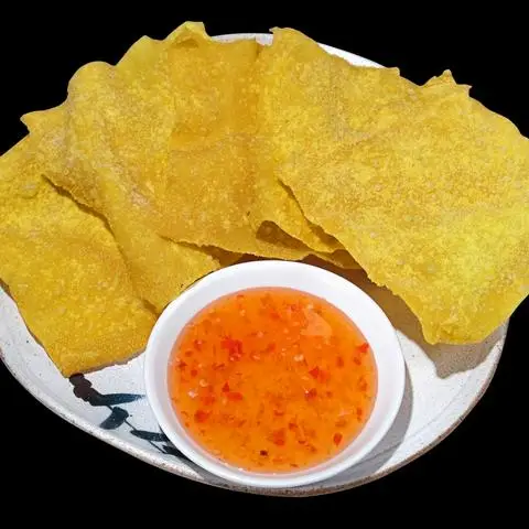 Hình ảnh SNACK CHIÊN CHẤM SỐT CHUA NGỌT/小吃饼干沾糖醋酱