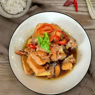 Hình ảnh Cơm gà kho gừng