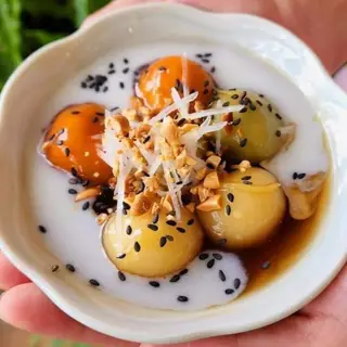 Hình ảnh Bánh trôi tàu nóng mix vị