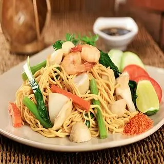 Hình ảnh Mì xào giòn hải sản 濕炒海鮮脆麵