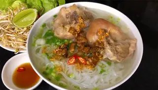 Hình ảnh Hủ tiếu giò có( Khô hoặc Nước )