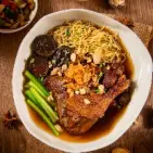 Hình ảnh Mì vịt tiềm - góc tư - nước