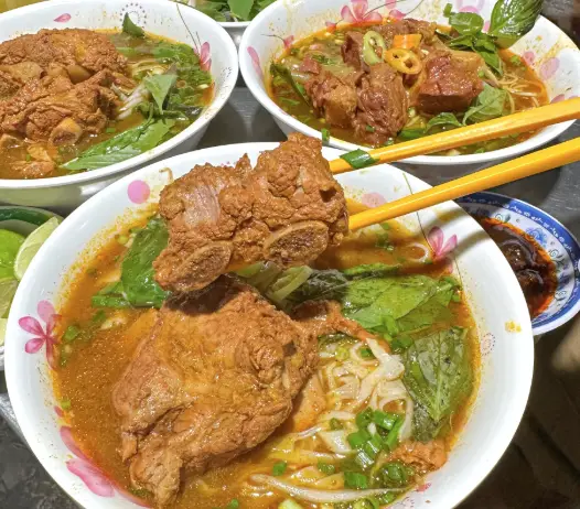 Hình ảnh Hủ tiếu sườn kho