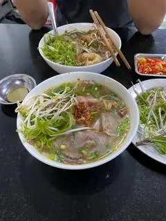 Hình ảnh Bún bò tái