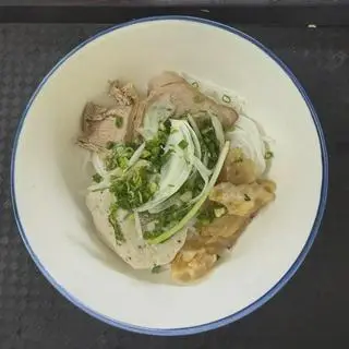 Hình ảnh Bún bò nạm gân