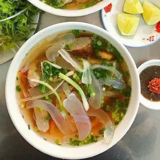 Hình ảnh Bún sứa tôm chả cá
