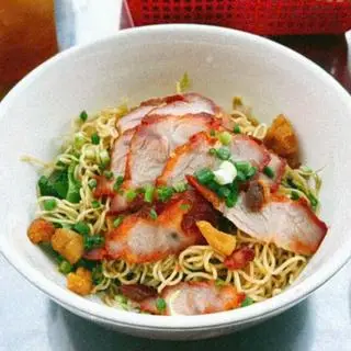 Hình ảnh Hủ tiếu mì xá xíu