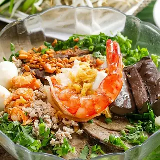 Hình ảnh Hủ tiếu Nam Vang khô thập cẩm