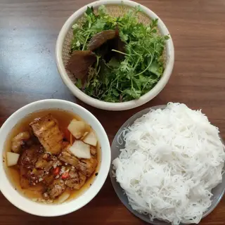Hình ảnh Bún chả miếng