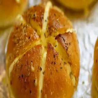 Hình ảnh Bánh mì bơ tỏi