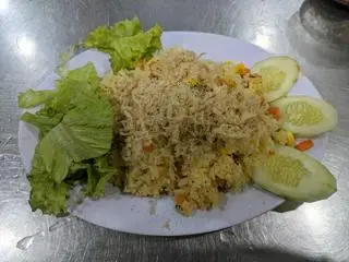 Hình ảnh Cơm chiên dương châu chay