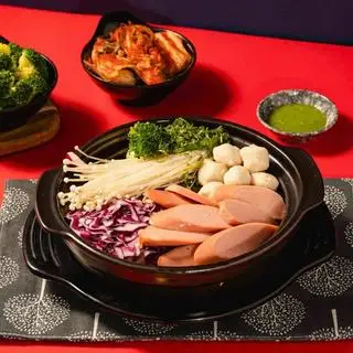 Hình ảnh Mì kim chi cá viên xúc xích