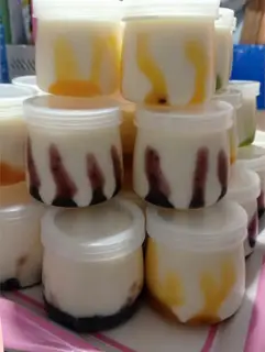 Hình ảnh Sữa chua trái cây hủ