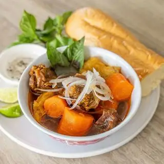 Hình ảnh Bánh mì bò kho