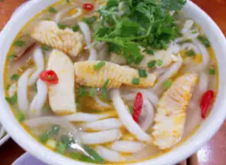 Hình ảnh Bánh canh cá lóc - tô thường