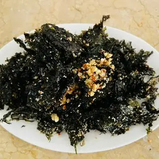 Hình ảnh RONG BIỂN CHÁY TỎI 
