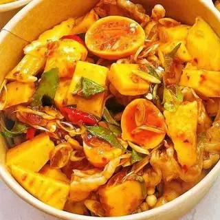 Hình ảnh Chân gà mix trứng non